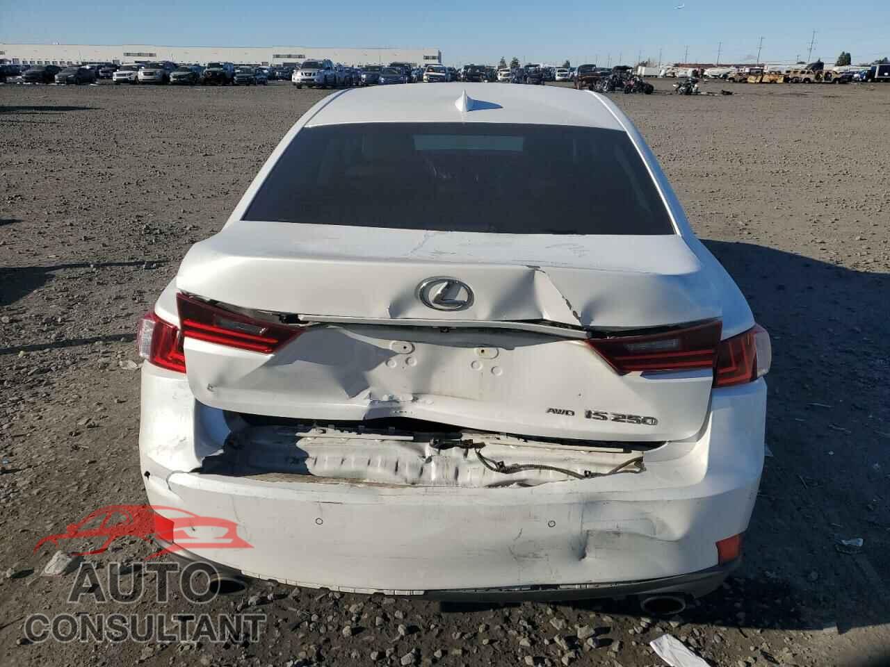 LEXUS IS 2014 - JTHCF1D28E5005940
