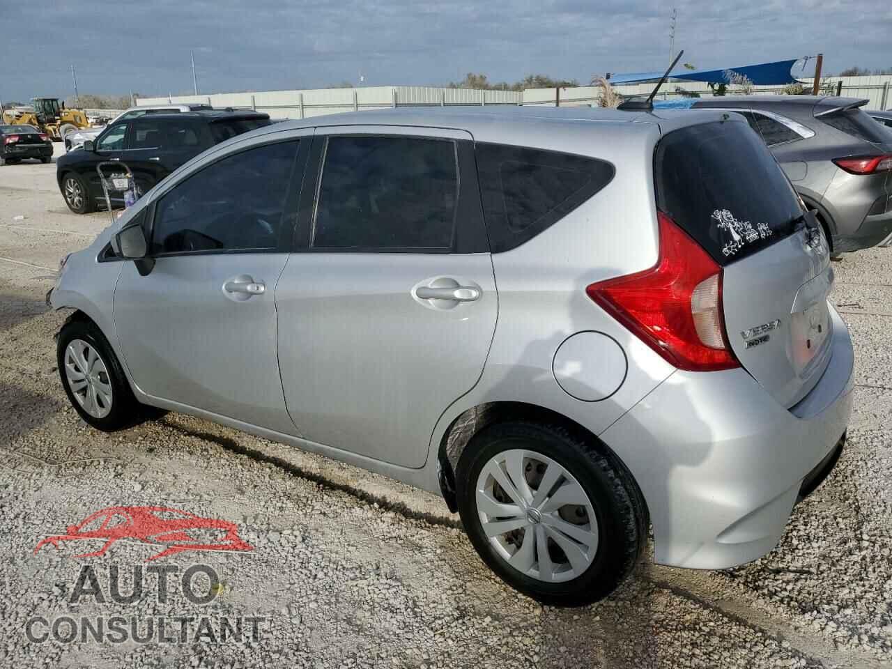 NISSAN VERSA 2017 - 3N1CE2CP3HL354521