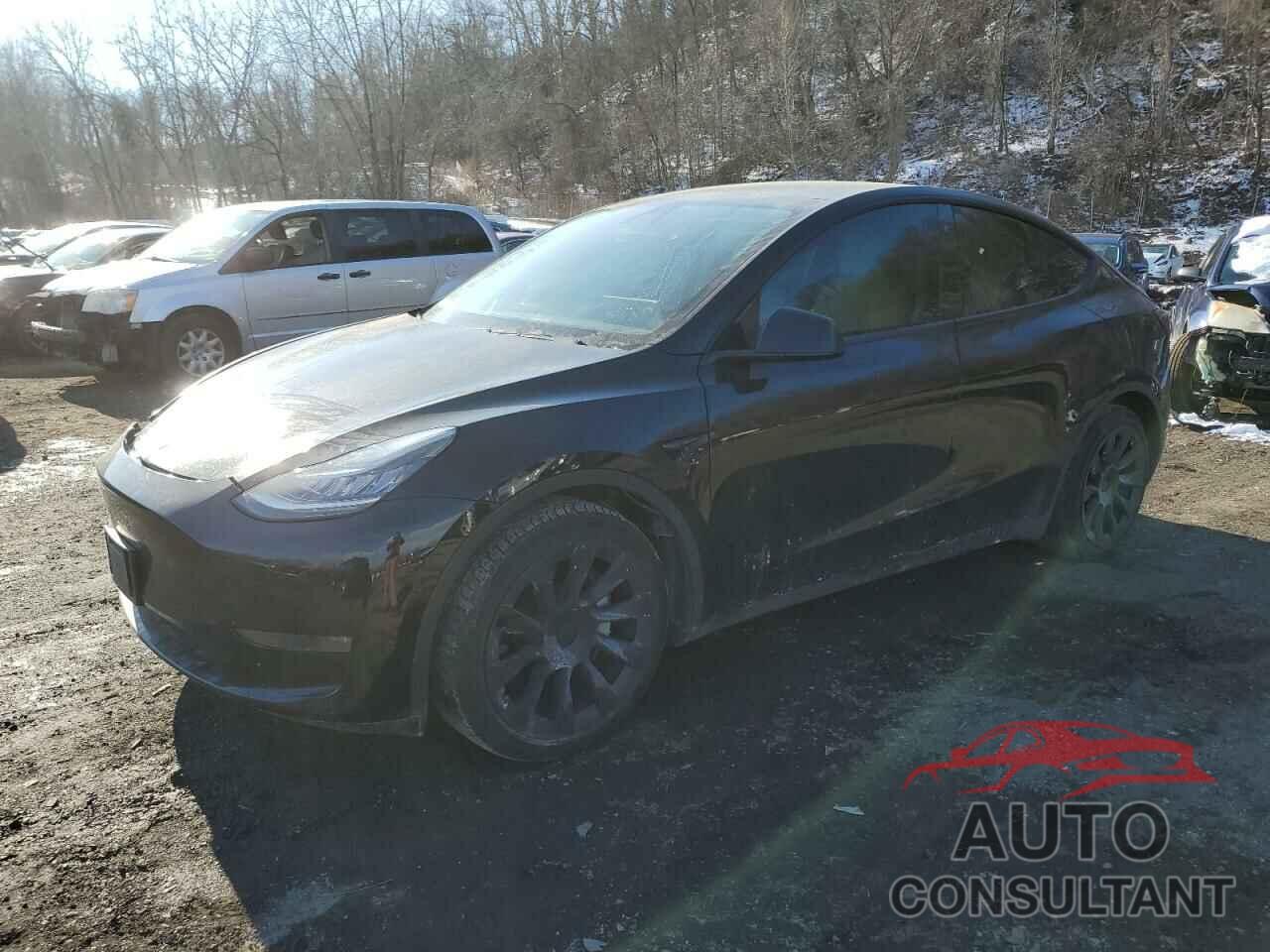 TESLA MODEL Y 2020 - 5YJYGDEE8LF036857