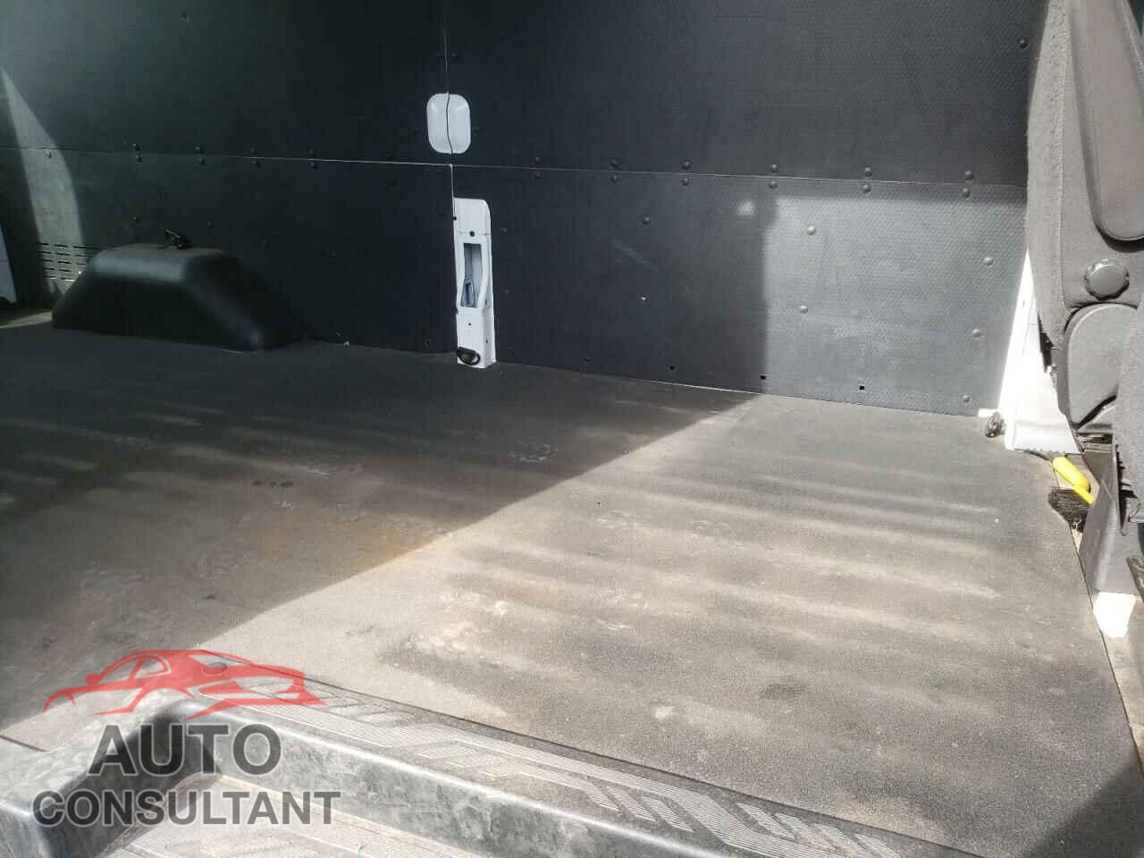 FORD TRANSIT CO 2019 - 1FTYR2CM4KKB07949