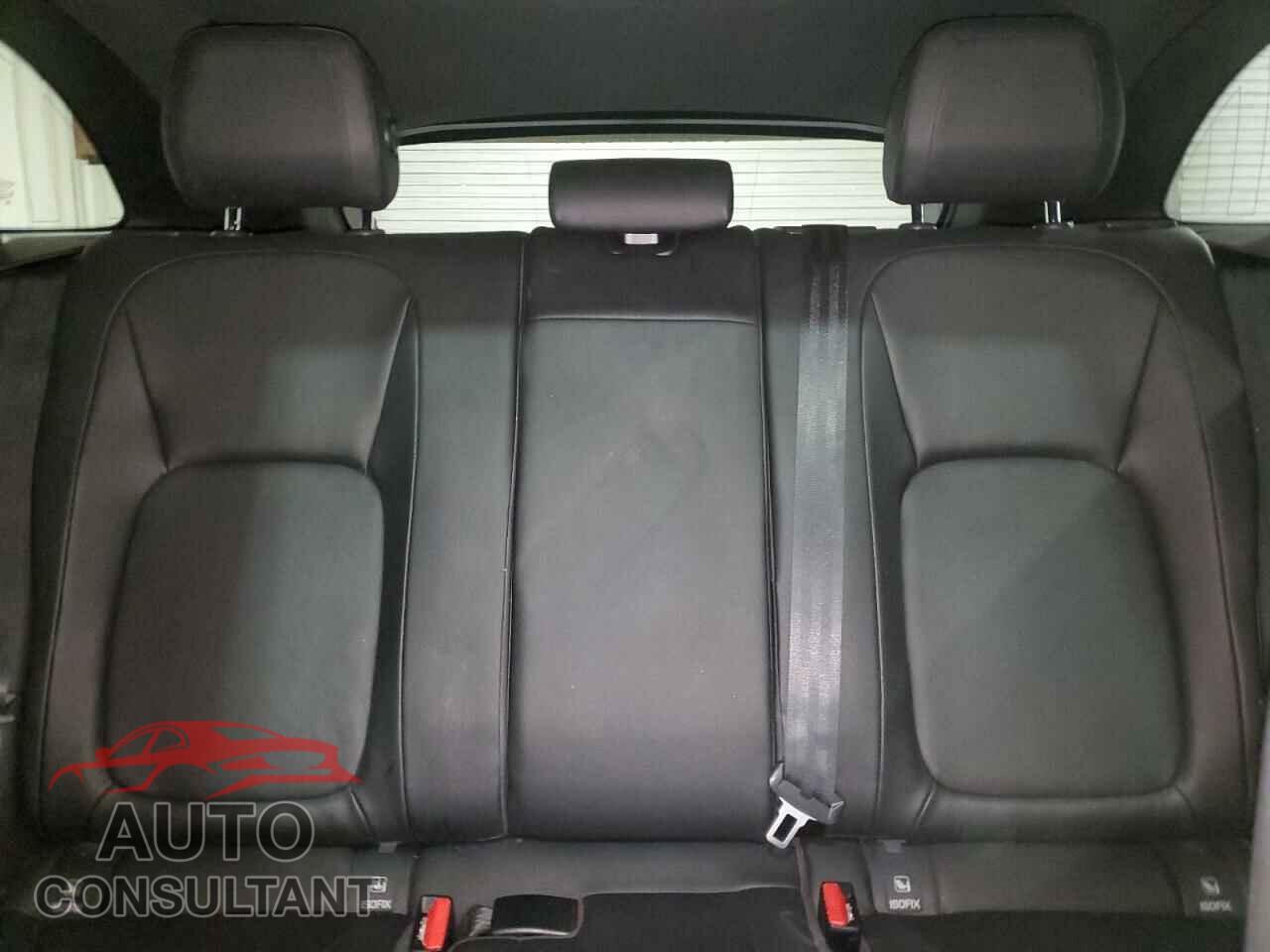 JAGUAR F-PACE 2018 - SADCJ2FX7JA329630