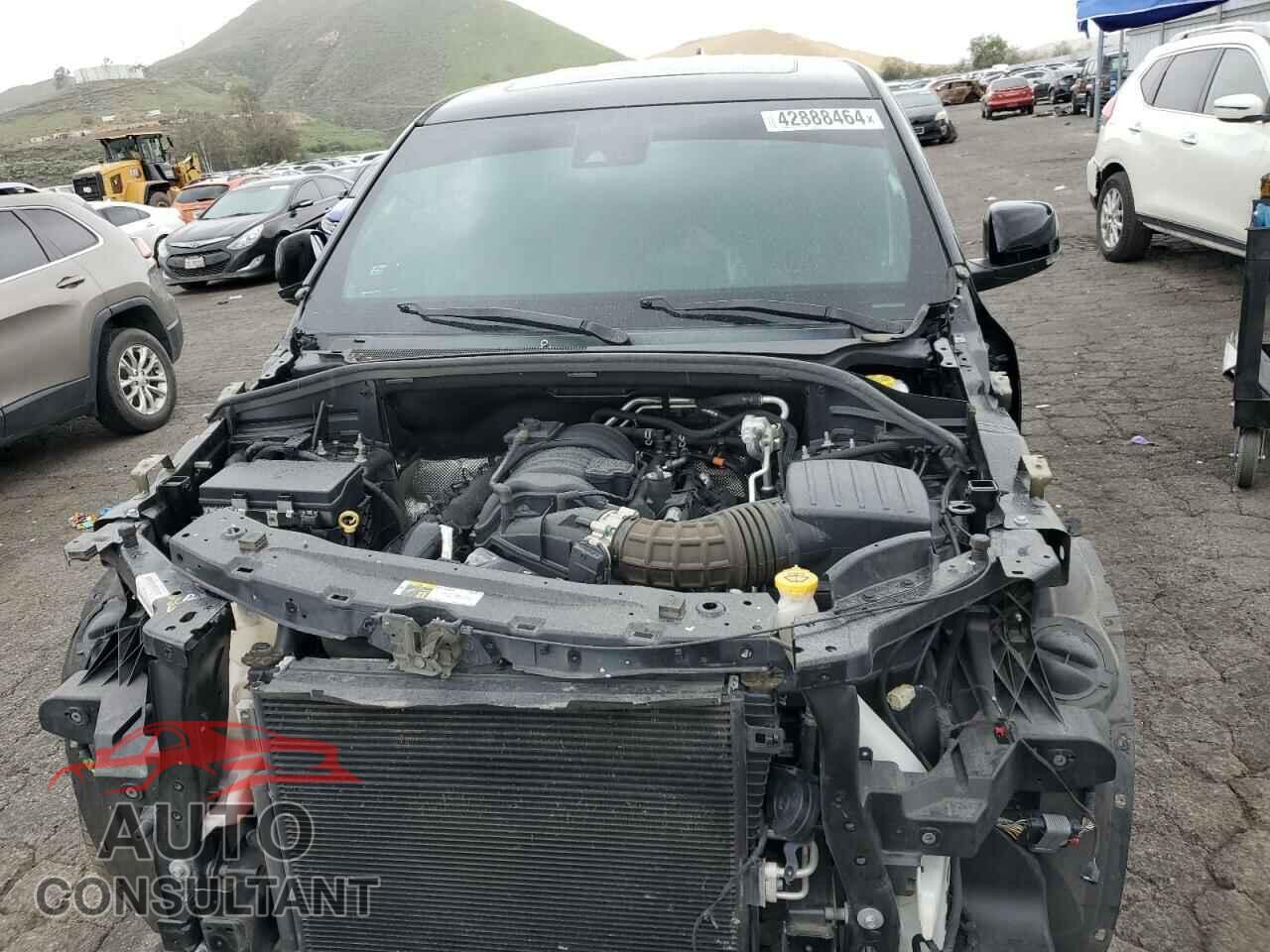 DODGE DURANGO 2018 - 1C4SDJGJ7JC133856