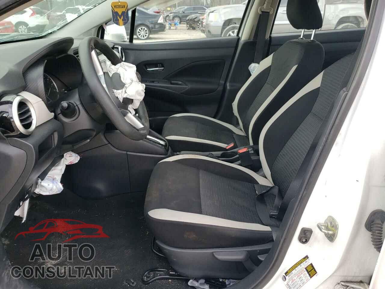 NISSAN VERSA 2021 - 3N1CN8EV4ML865633