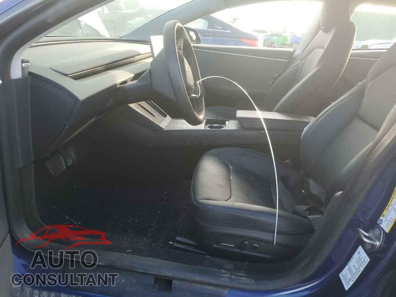 TESLA MODEL 3 2024 - 5YJ3E1EAXRF784630