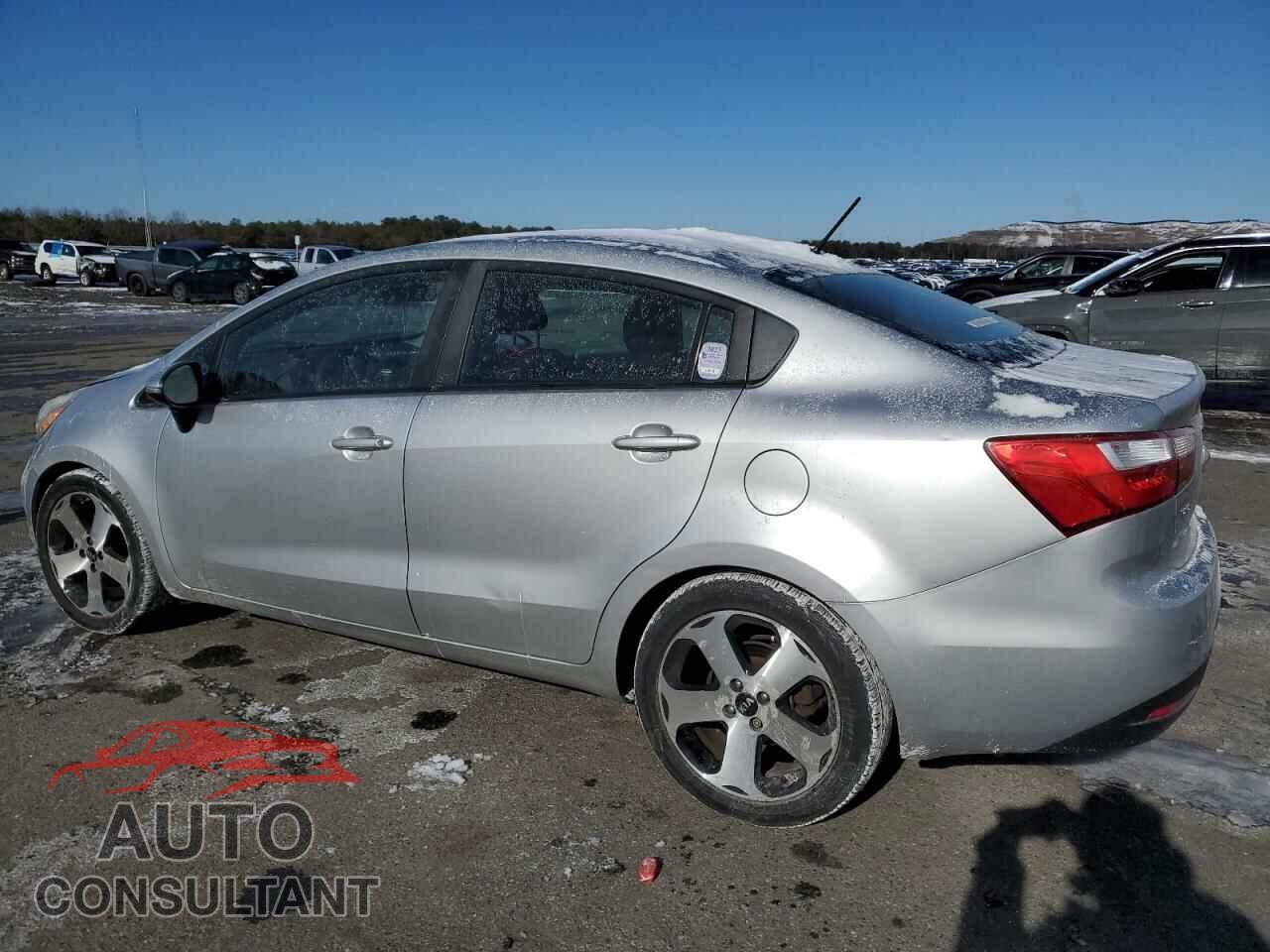KIA RIO 2012 - KNADN4A38C6074235