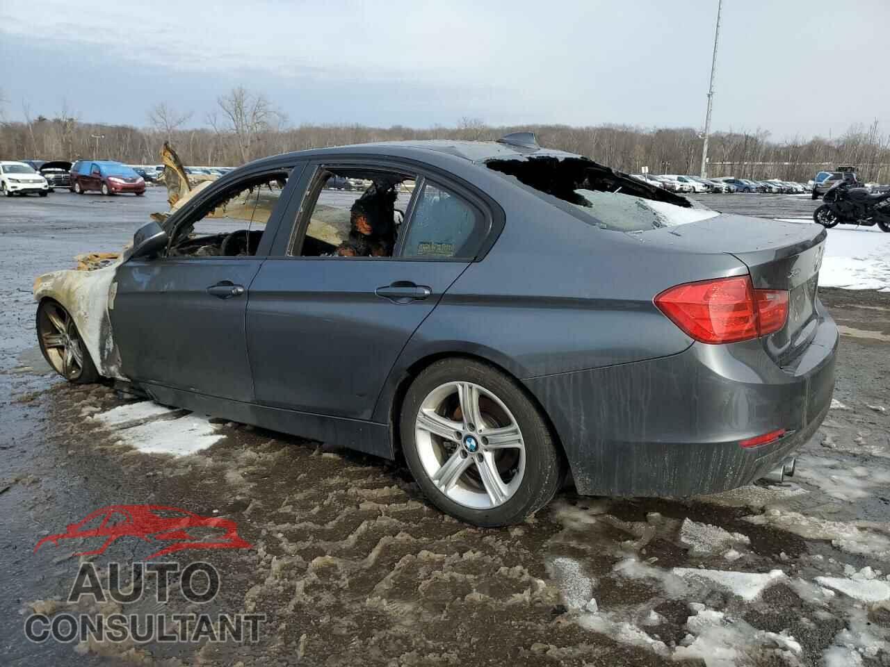 BMW 3 SERIES 2015 - WBA3B5C5XFF960960