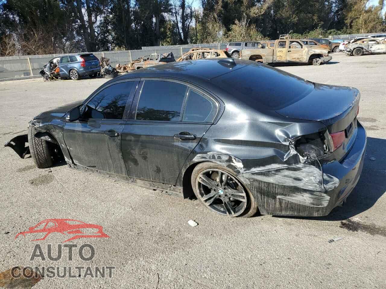 BMW 3 SERIES 2018 - WBA8B9C56JEE82325