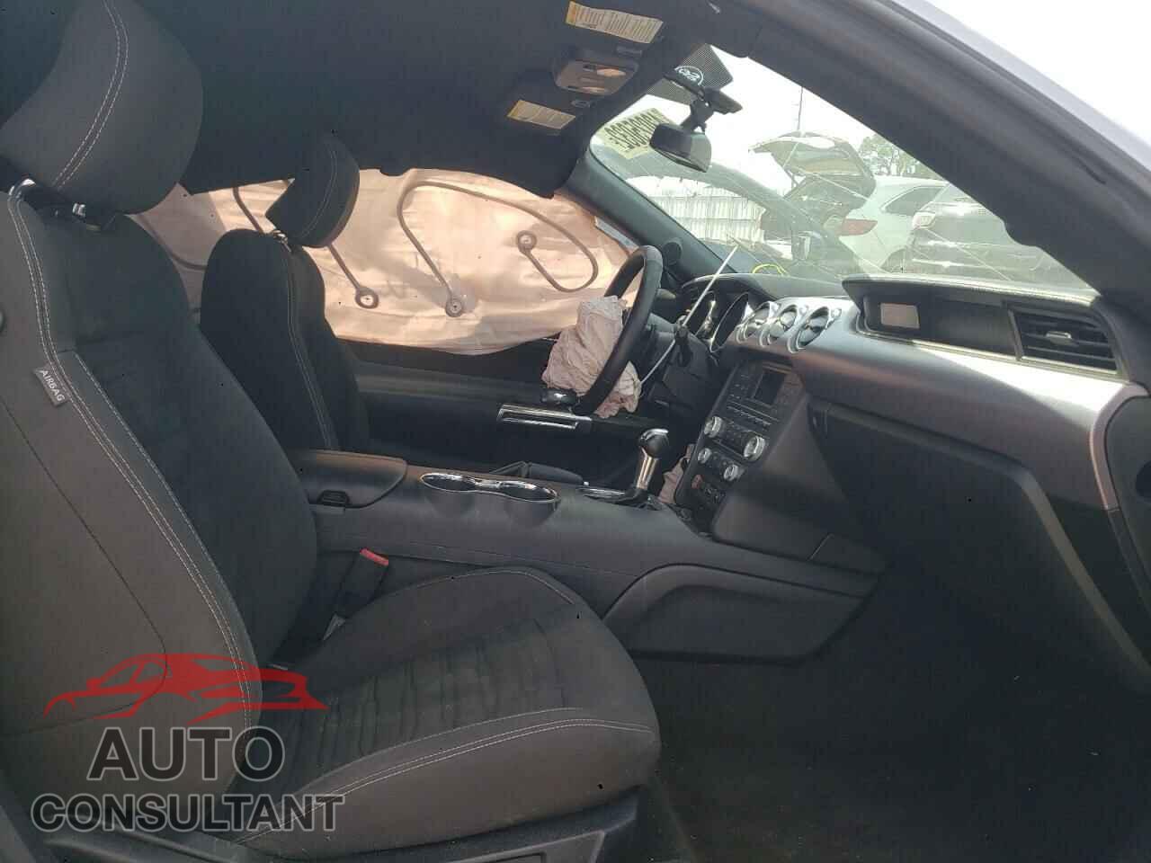 FORD MUSTANG 2017 - 1FA6P8TH8H5214924