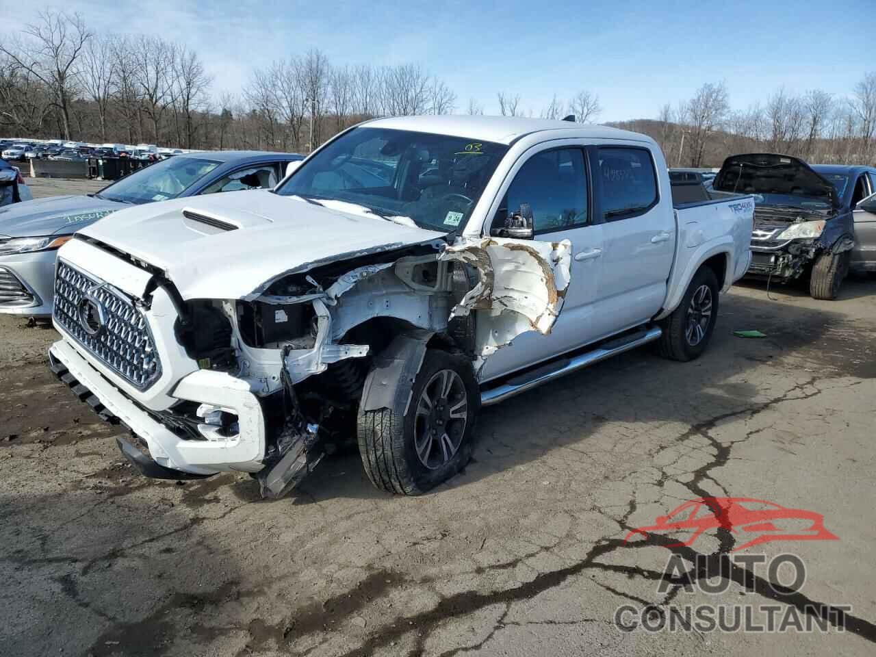 TOYOTA TACOMA 2019 - 5TFCZ5ANXKX166403