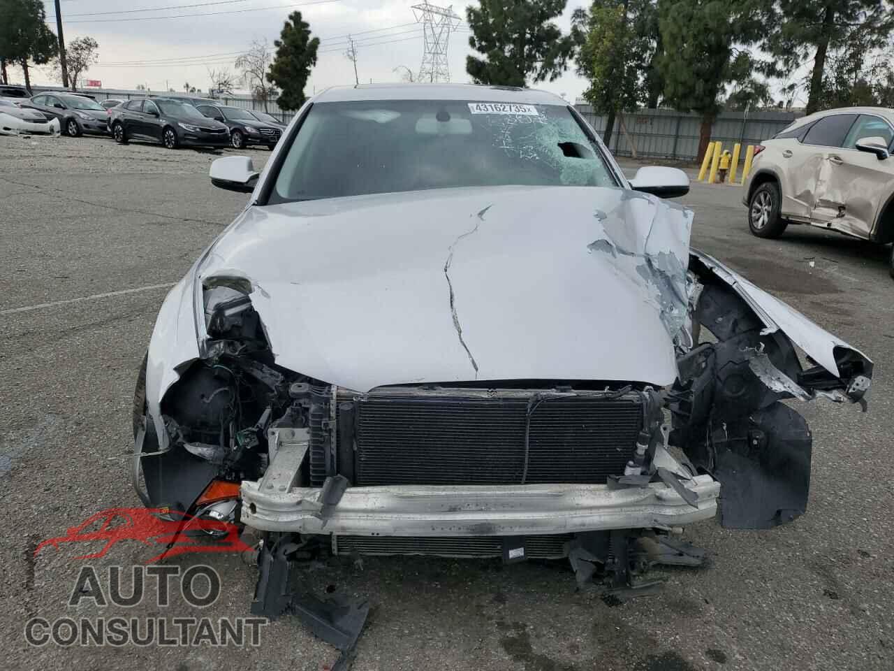 AUDI A4 2013 - WAUAFAFL2DN039933