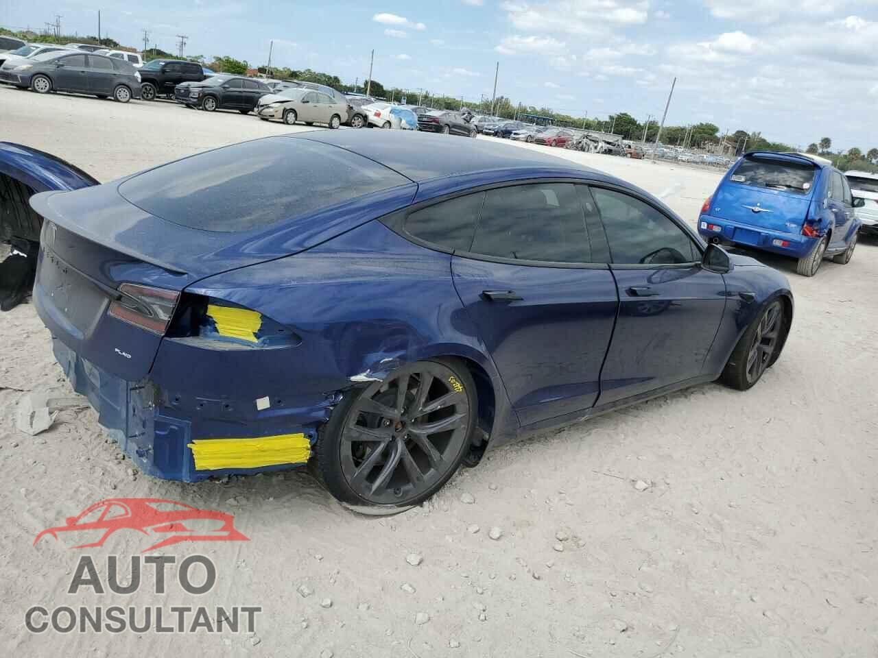 TESLA MODEL S 2021 - 5YJSA1E68MF452830