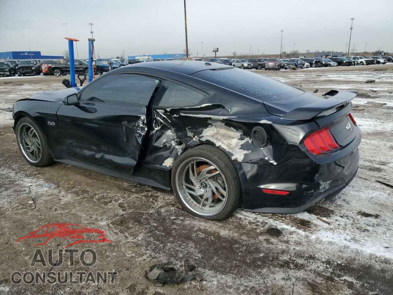 FORD MUSTANG 2018 - 1FA6P8CF0J5126454
