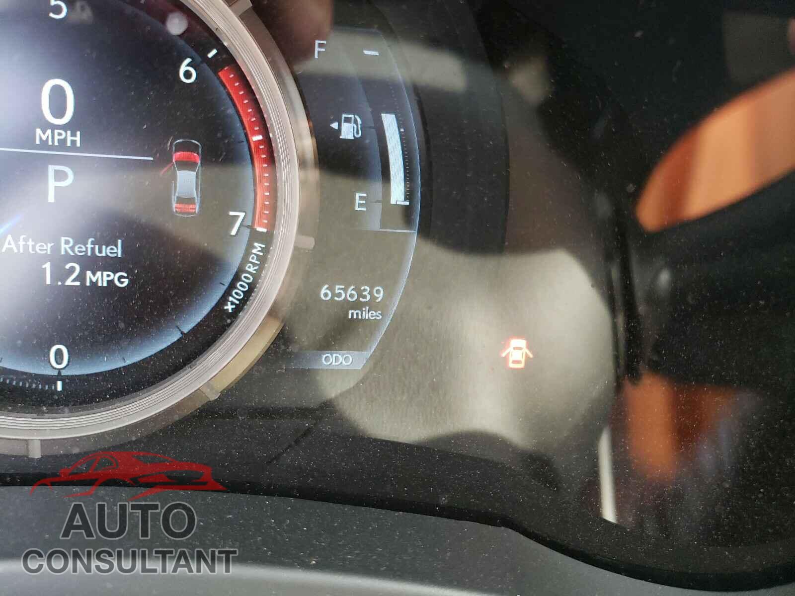 LEXUS IS 2016 - JTHBA1D28G5009936