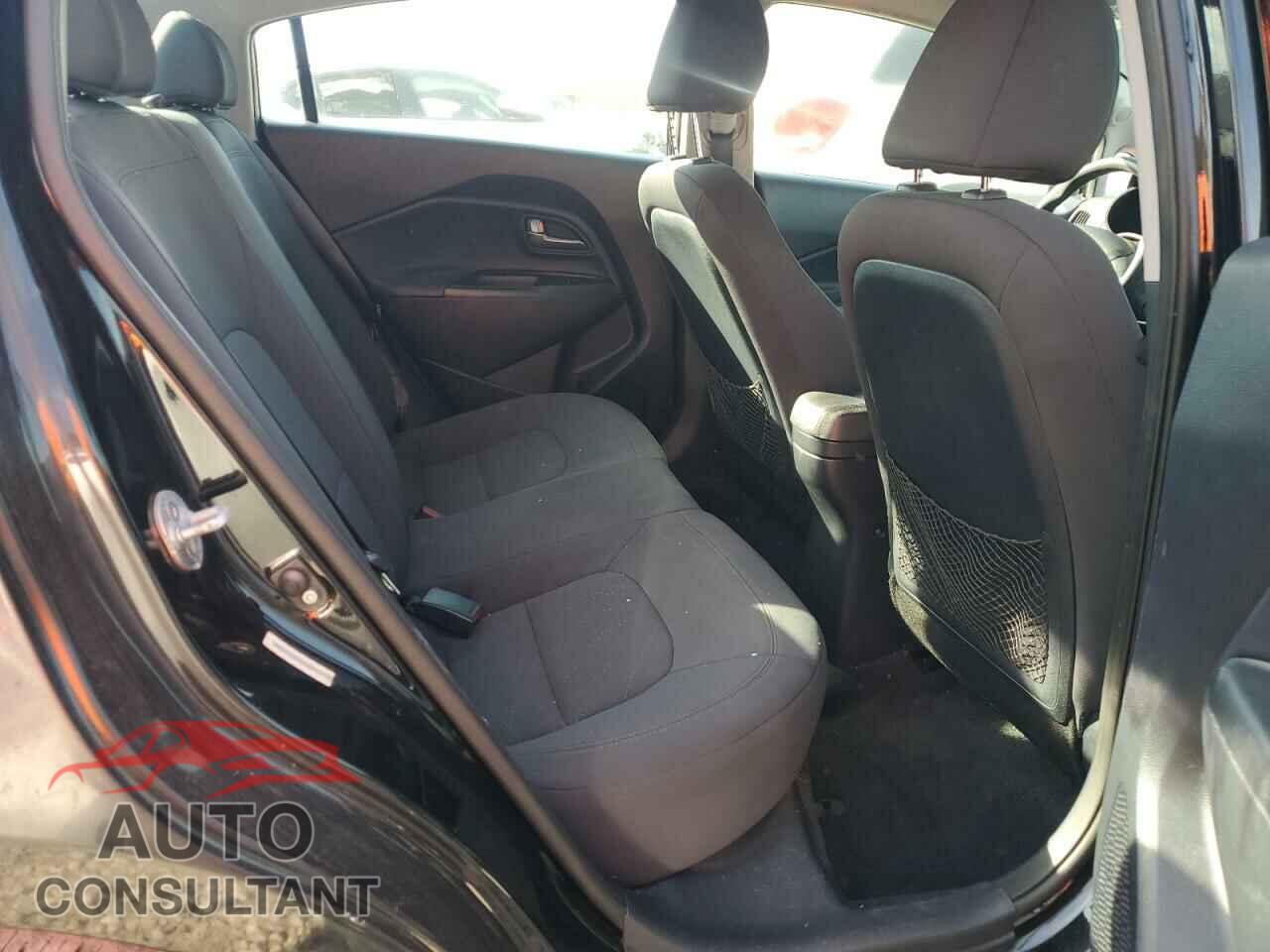 KIA RIO 2014 - KNADN4A33E6385445