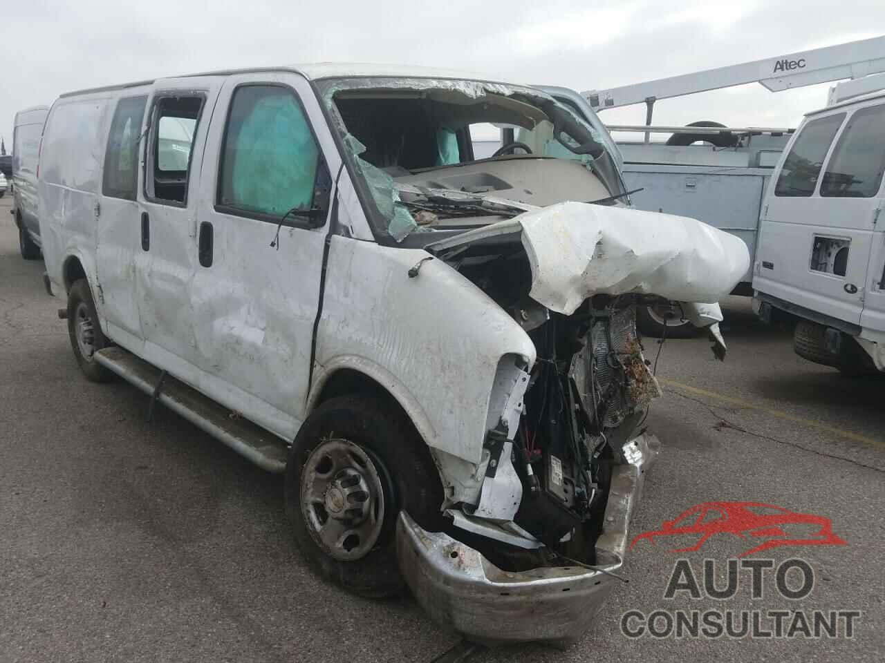 CHEVROLET EXPRESS 2020 - 1GCWGAFG9L1264834