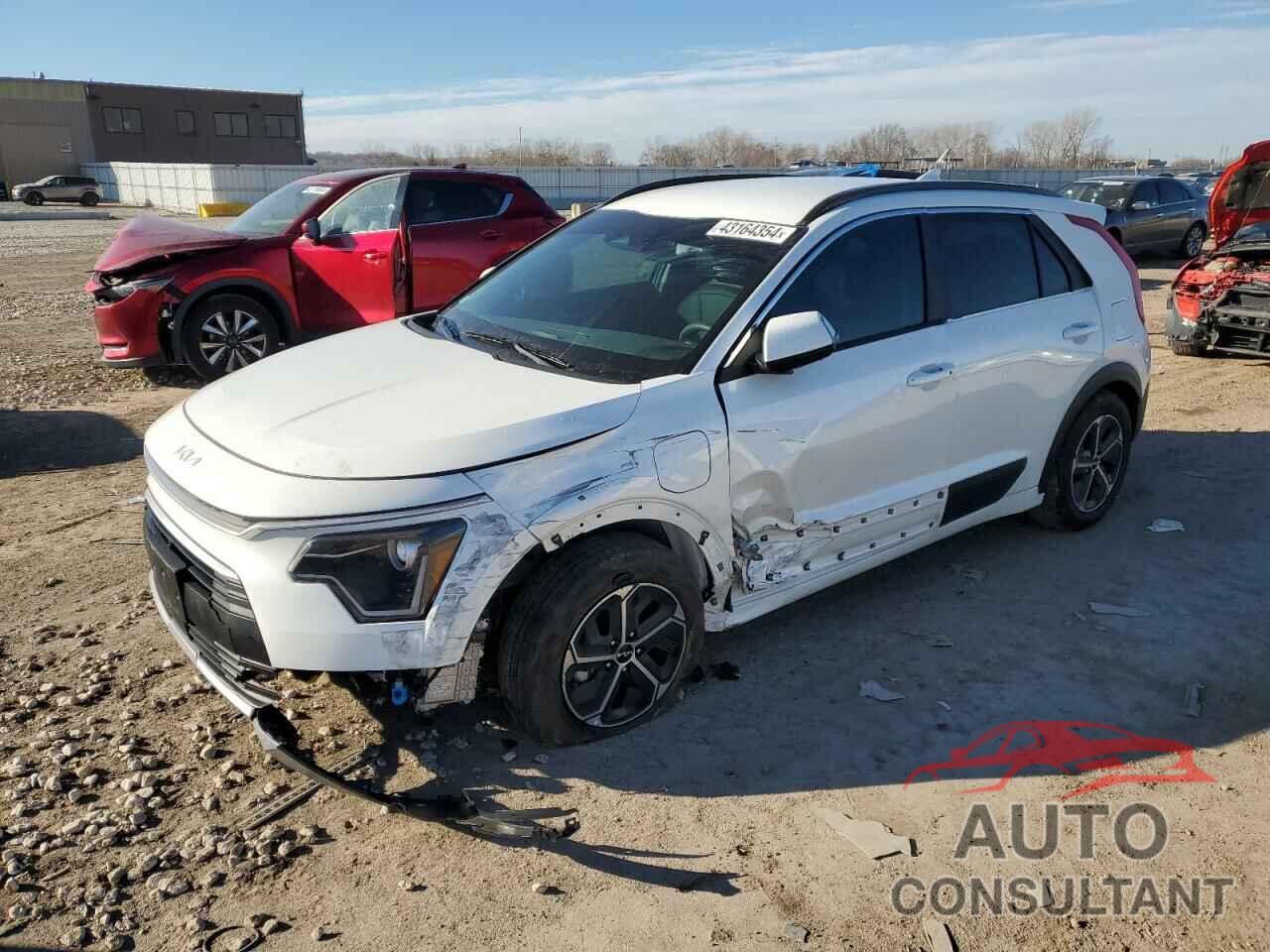 KIA NIRO 2023 - KNDCS3LF6P5101694