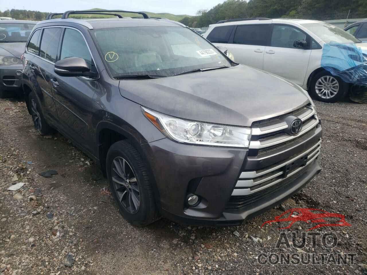TOYOTA HIGHLANDER 2018 - 5TDJZRFHXJS546217