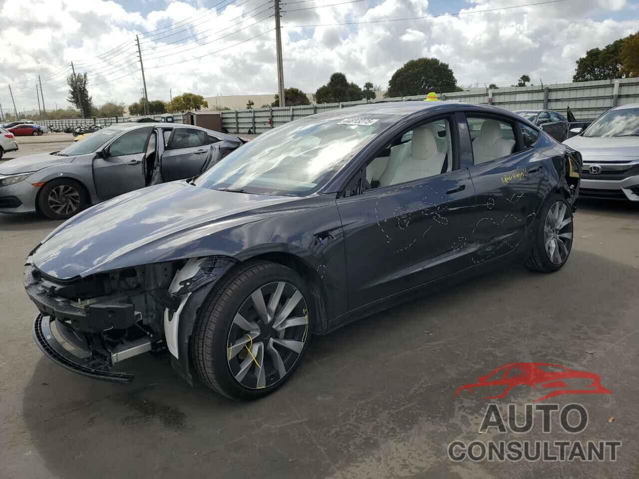 TESLA MODEL 3 2024 - 5YJ3E1EB8RF868583
