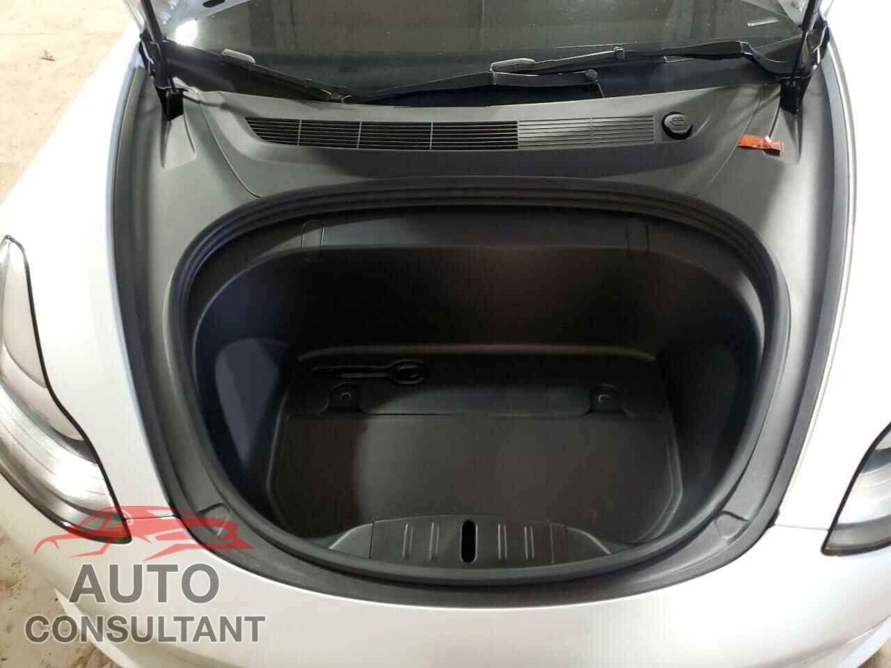 TESLA MODEL 3 2019 - 5YJ3E1EB8KF510731