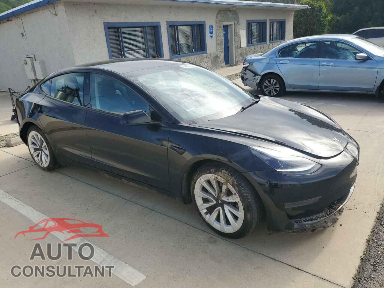 TESLA MODEL 3 2022 - 5YJ3E1EA0NF210662