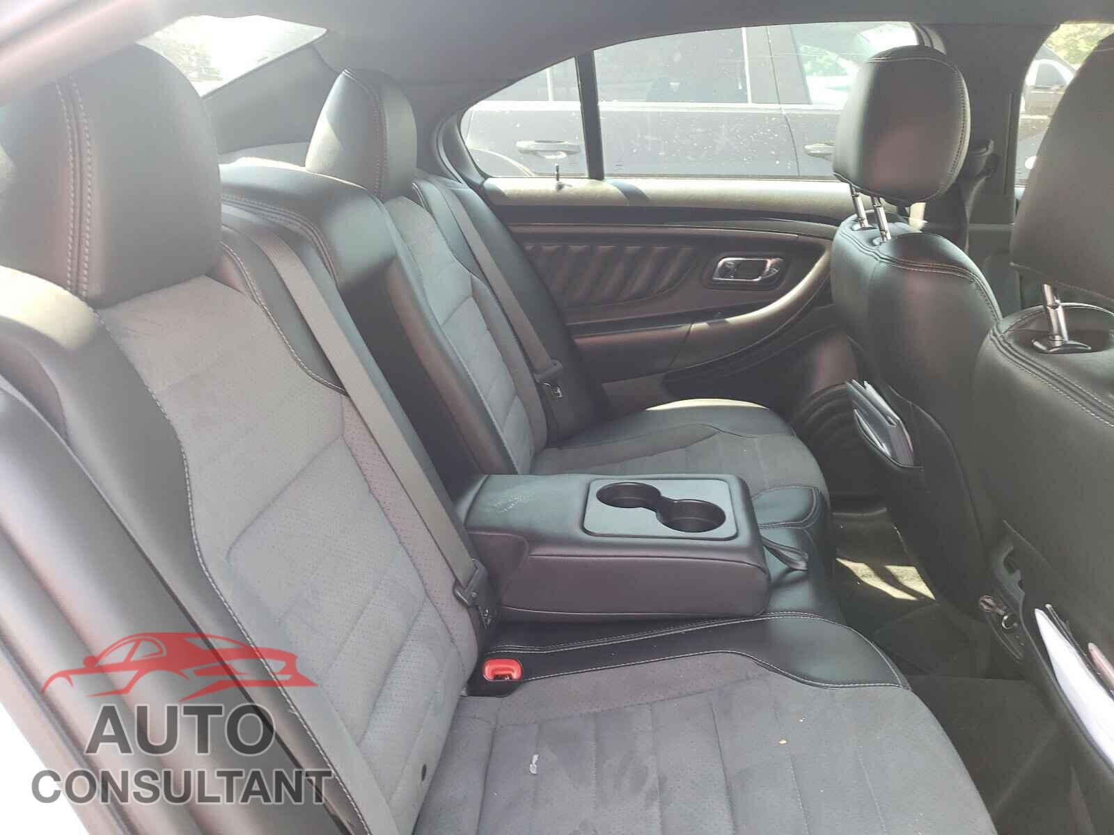 FORD TAURUS 2017 - 1FAHP2KT9HG146231