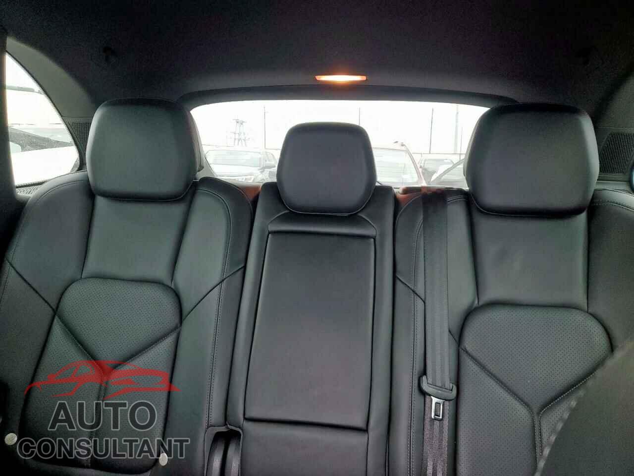 PORSCHE CAYENNE 2013 - WP1AA2A23DLA03460