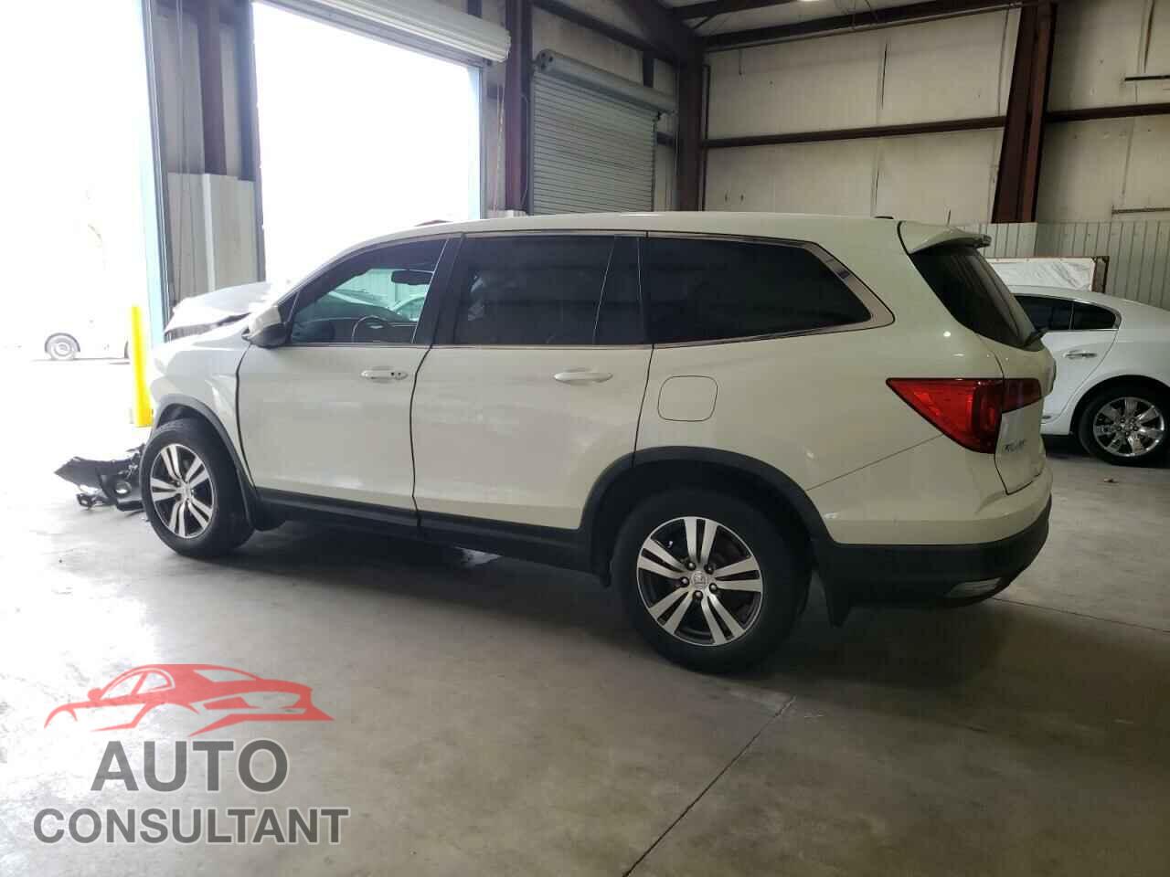 HONDA PILOT 2016 - 5FNYF5H51GB043370
