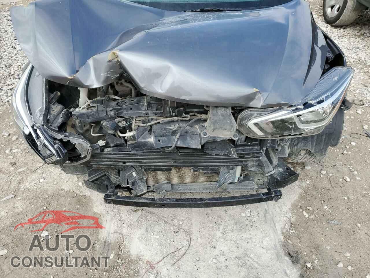 NISSAN VERSA 2021 - 3N1CN8DV4ML813078