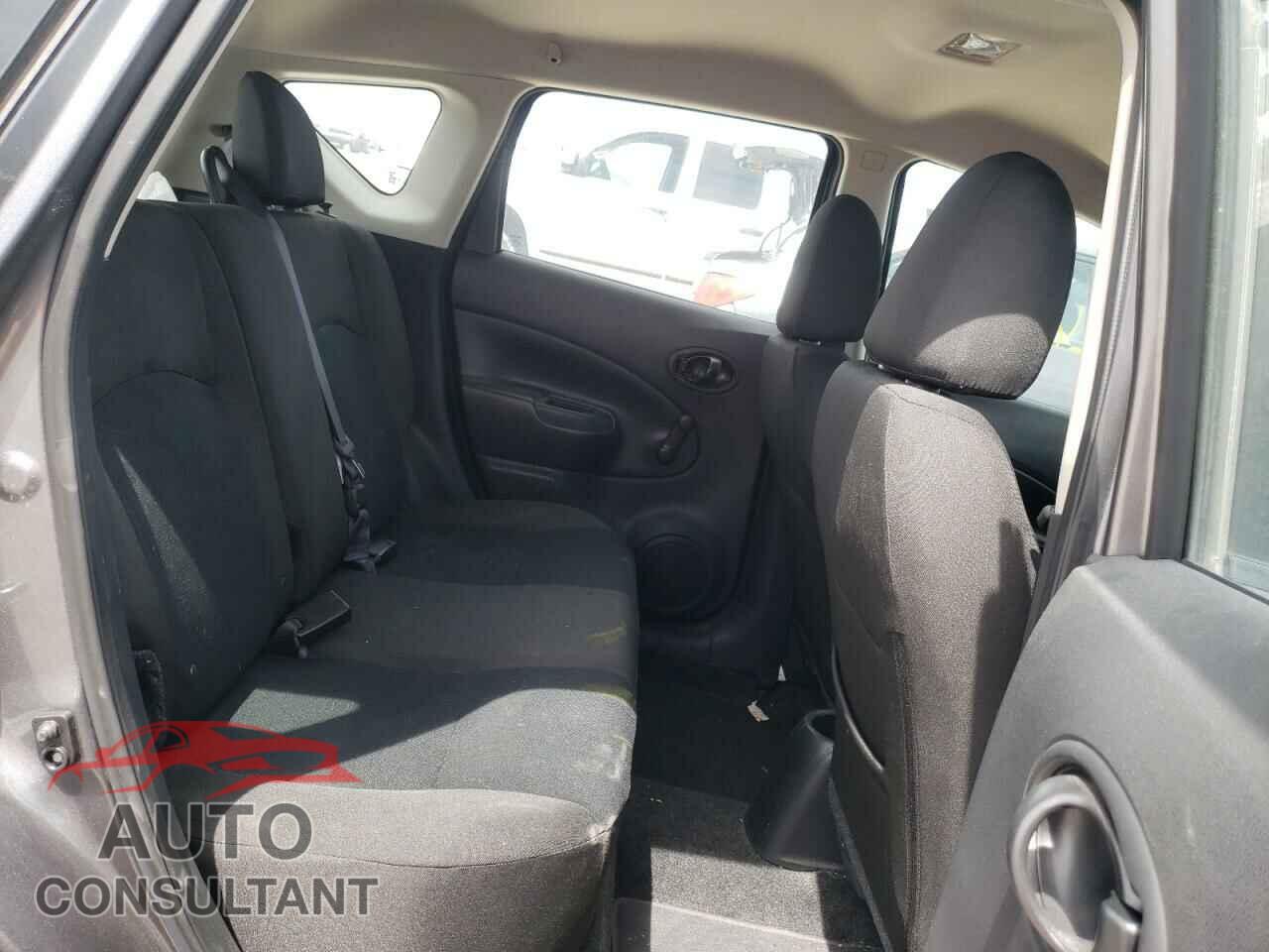 NISSAN VERSA 2017 - 3N1CE2CP3HL380049