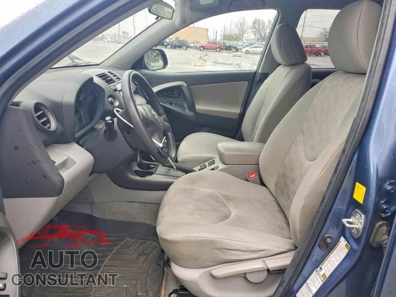 TOYOTA RAV4 2011 - 2T3BF4DV4BW102002