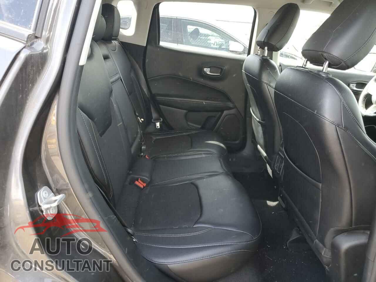 JEEP COMPASS 2018 - 3C4NJDBB0JT134973