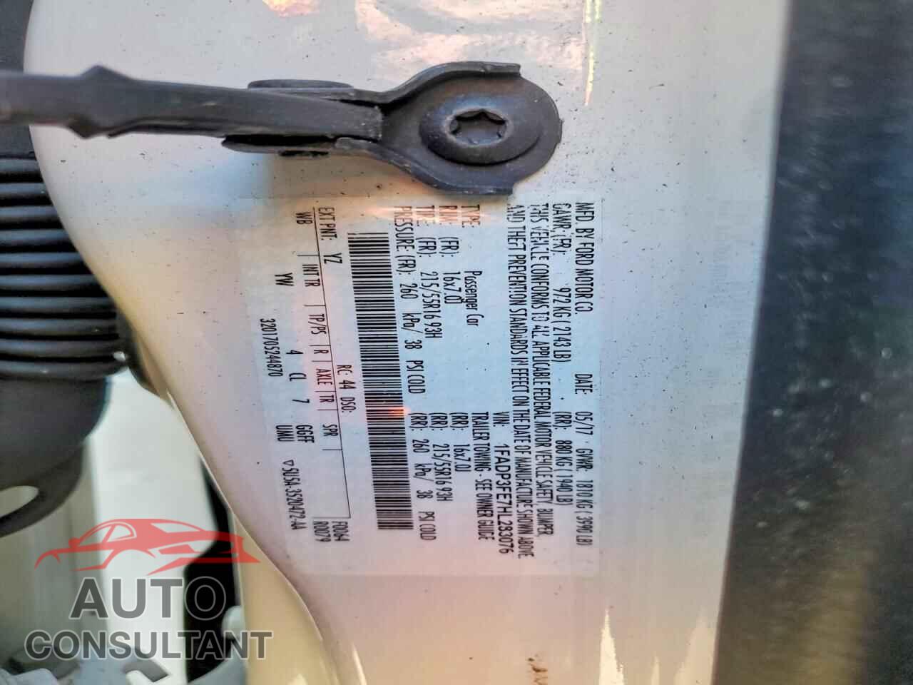 FORD FOCUS 2017 - 1FADP3FE7HL283076