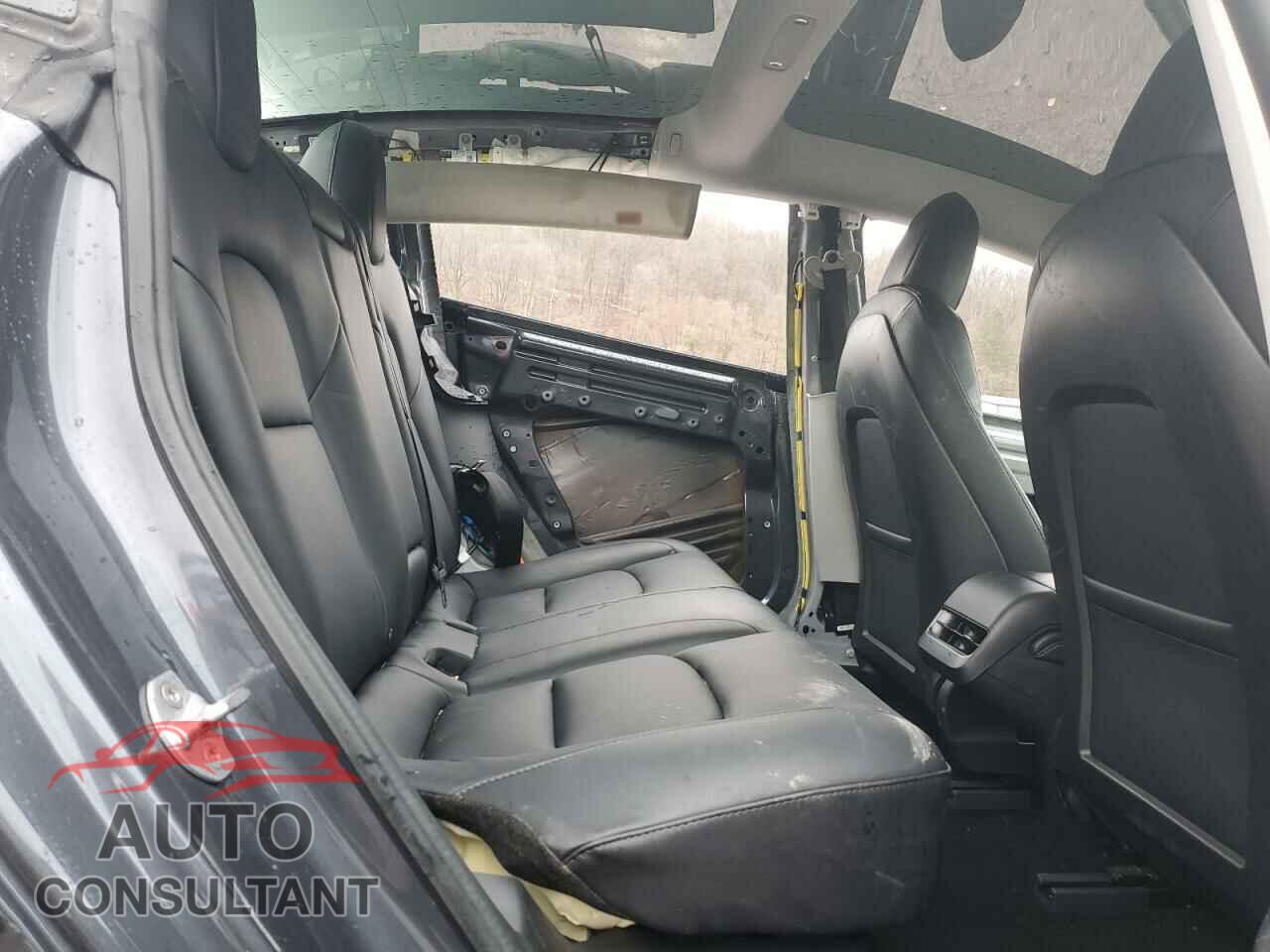 TESLA MODEL 3 2022 - 5YJ3E1EB6NF118741