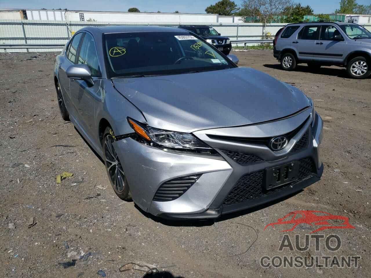 TOYOTA CAMRY 2019 - 4T1B11HK1KU175284