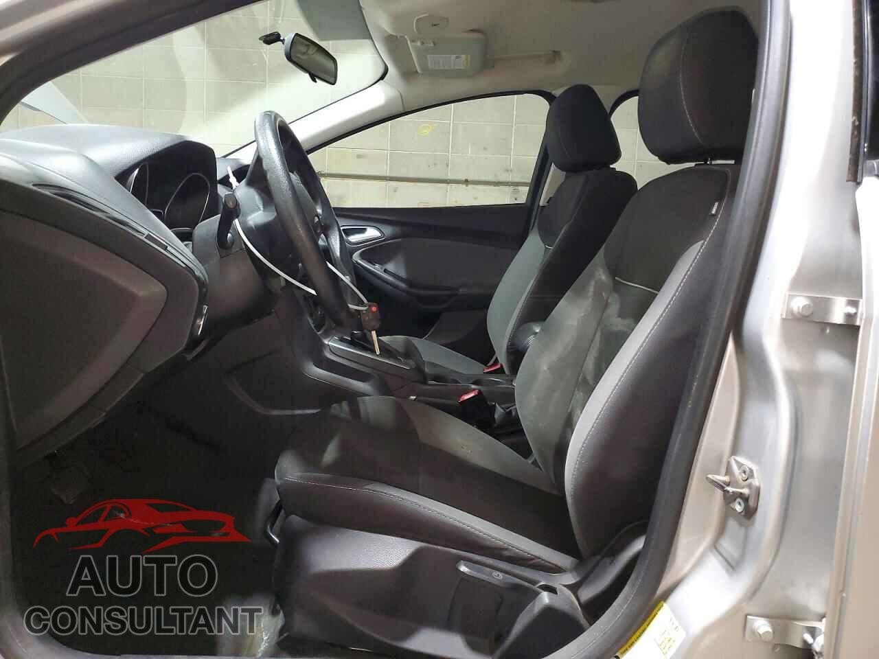 FORD FOCUS 2014 - 1FADP3F23EL322263