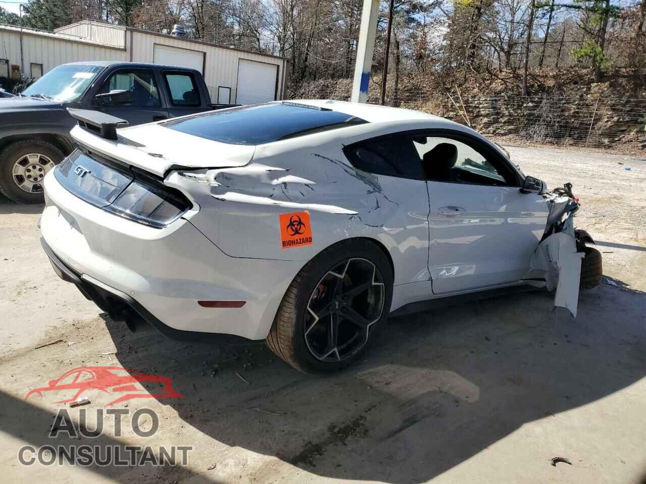 FORD MUSTANG 2018 - 1FA6P8CF9J5117980