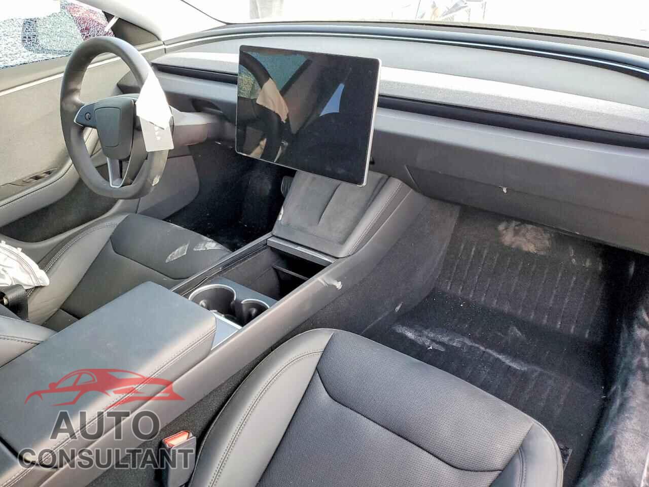 TESLA MODEL 3 2024 - 5YJ3E1EA7RF737555