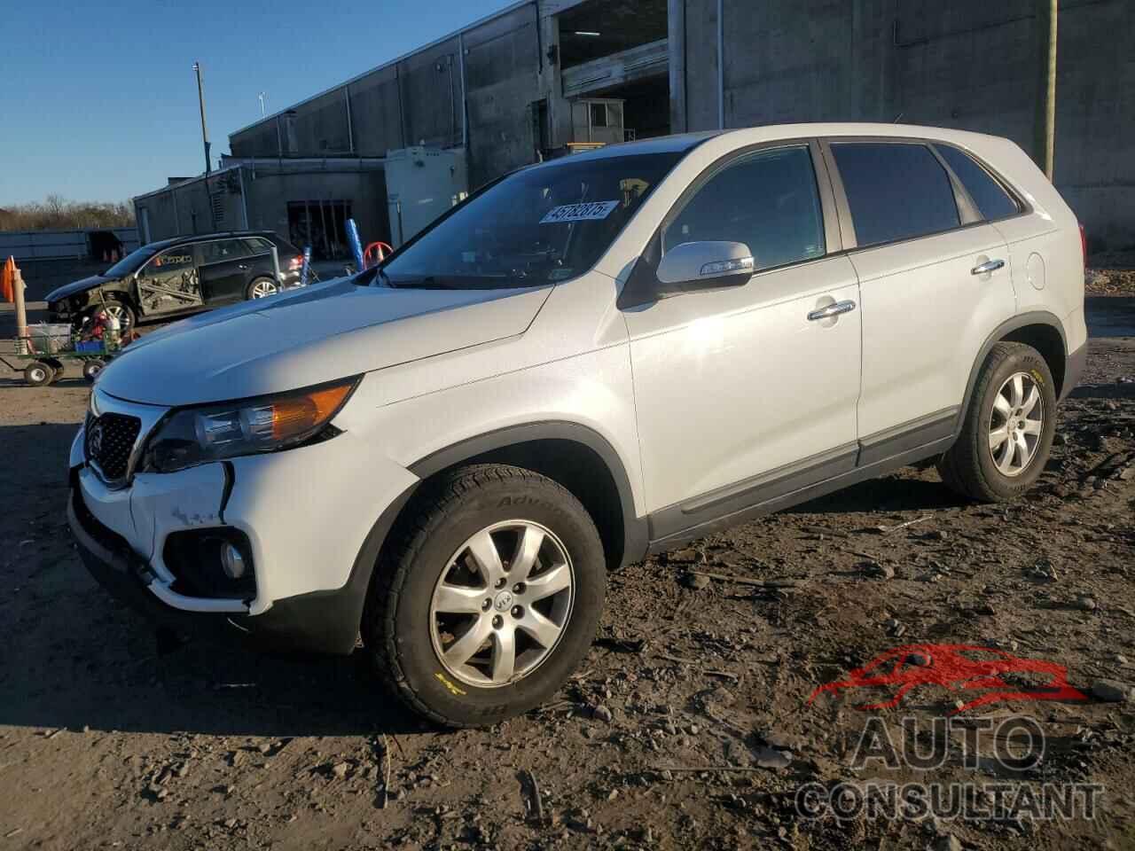 KIA SORENTO 2013 - 5XYKT3A18DG419013