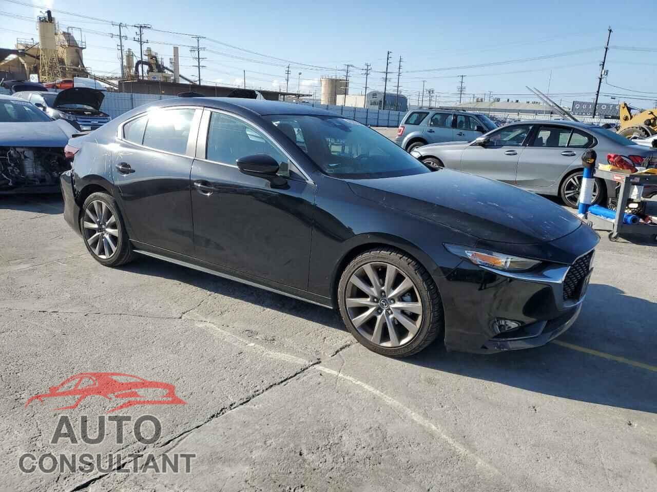 MAZDA 3 2019 - 3MZBPAAL8KM109158