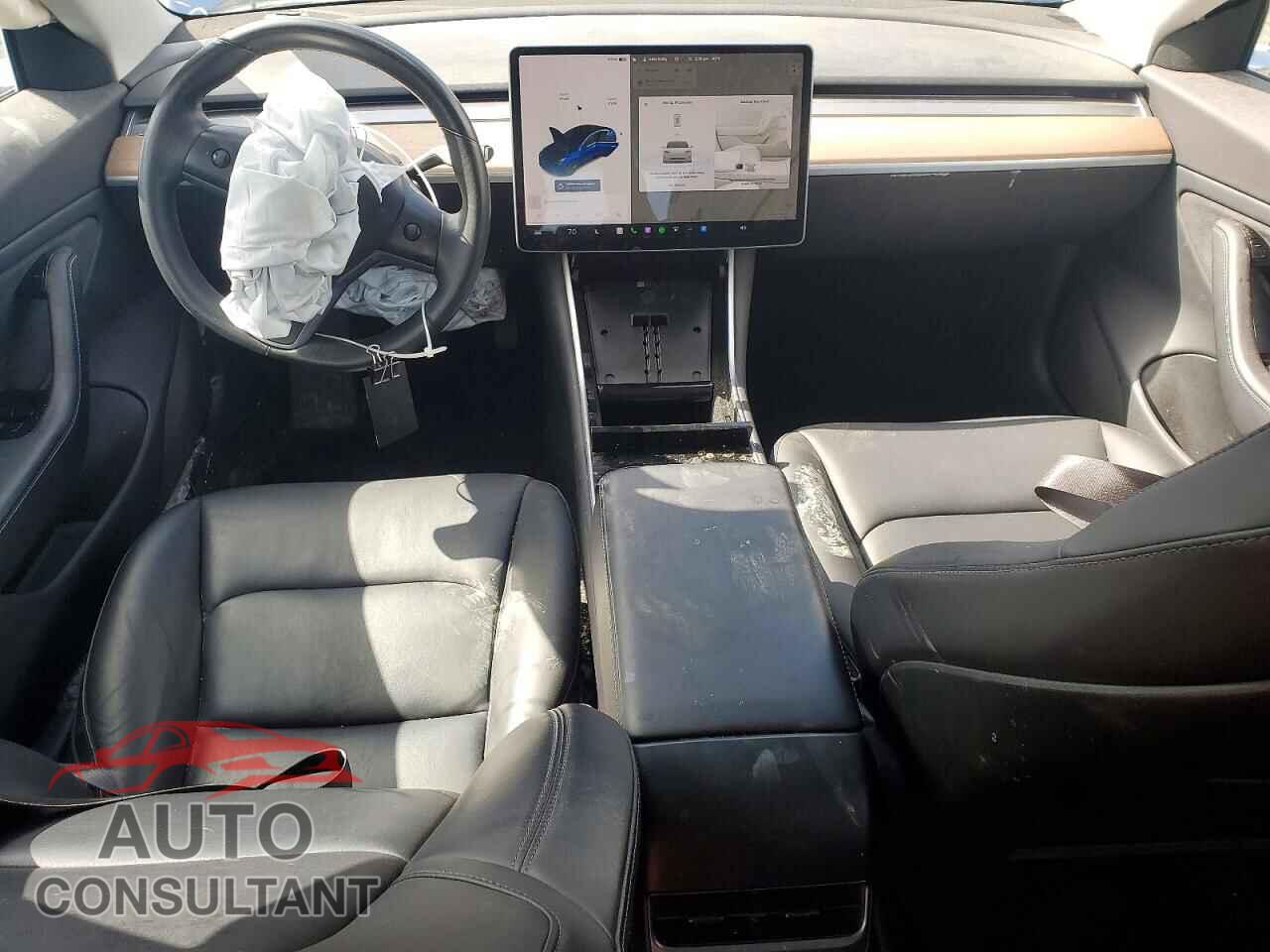 TESLA MODEL 3 2018 - 5YJ3E1EB6JF064559