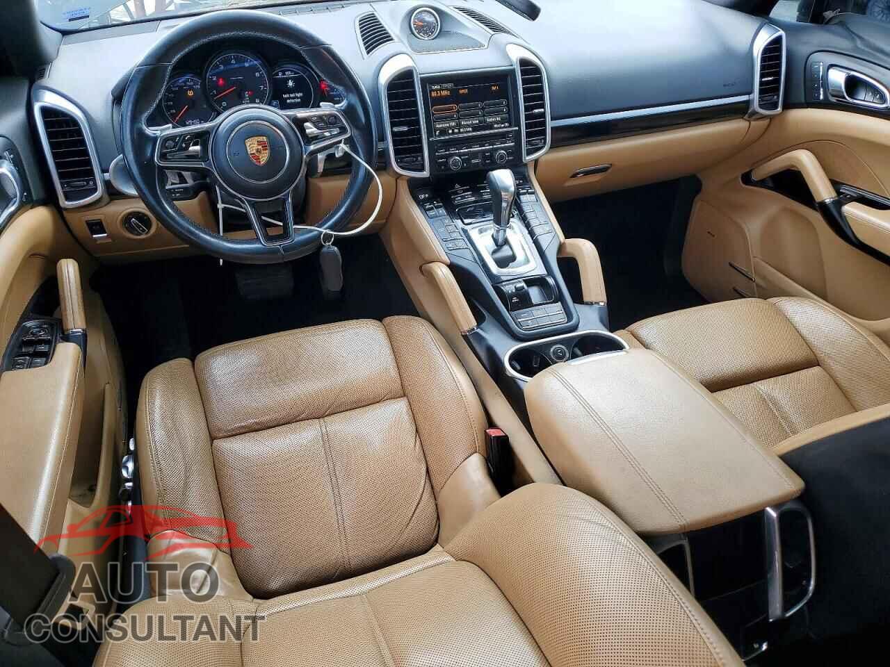 PORSCHE CAYENNE 2016 - WP1AA2A25GLA00788