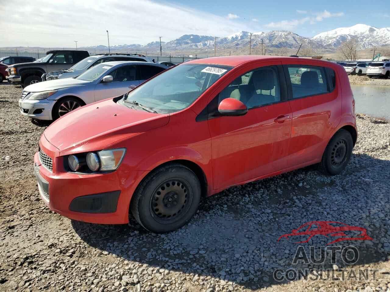 CHEVROLET SONIC 2015 - 1G1JB6SH5F4101145