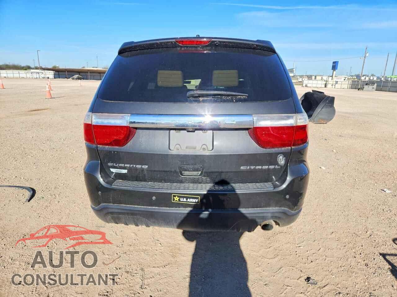DODGE DURANGO 2011 - 1D4RD5GG2BC674442