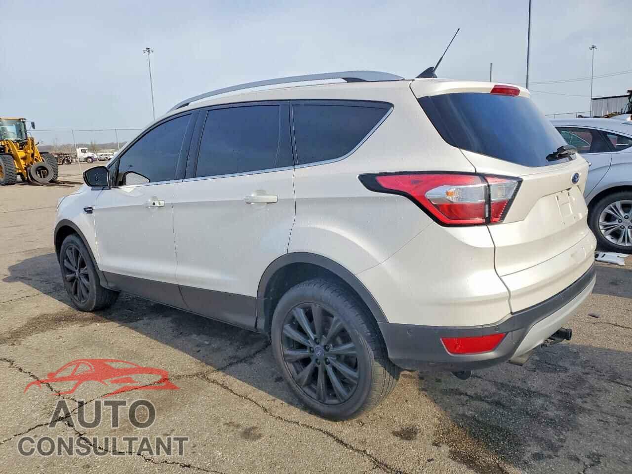 FORD ESCAPE 2018 - 1FMCU9J97JUC85384