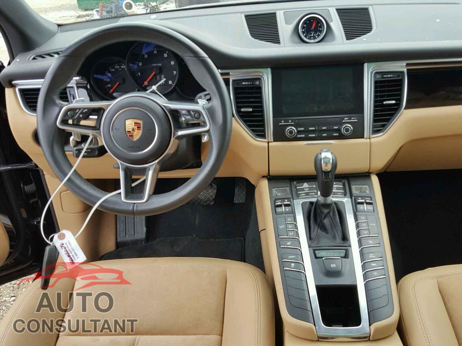 PORSCHE MACAN 2017 - WP1AA2A59HLB01327