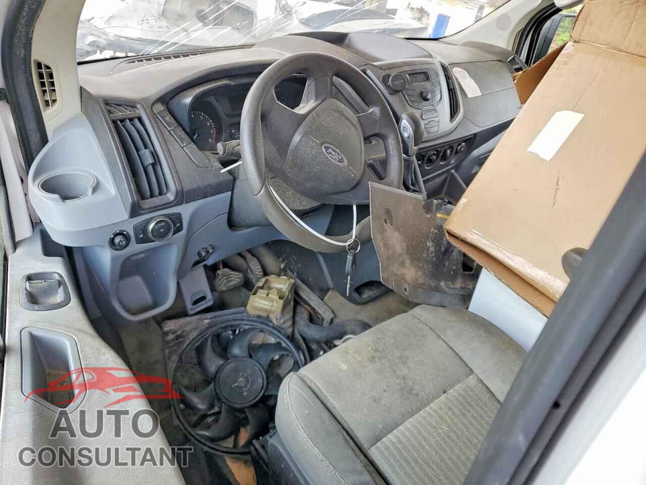 FORD TRANSIT 2015 - 1FTNE1ZM6FKA44696
