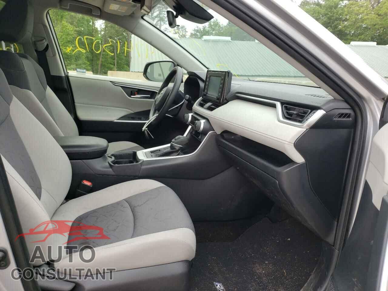 TOYOTA RAV4 2019 - JTMP1RFV4KD030519