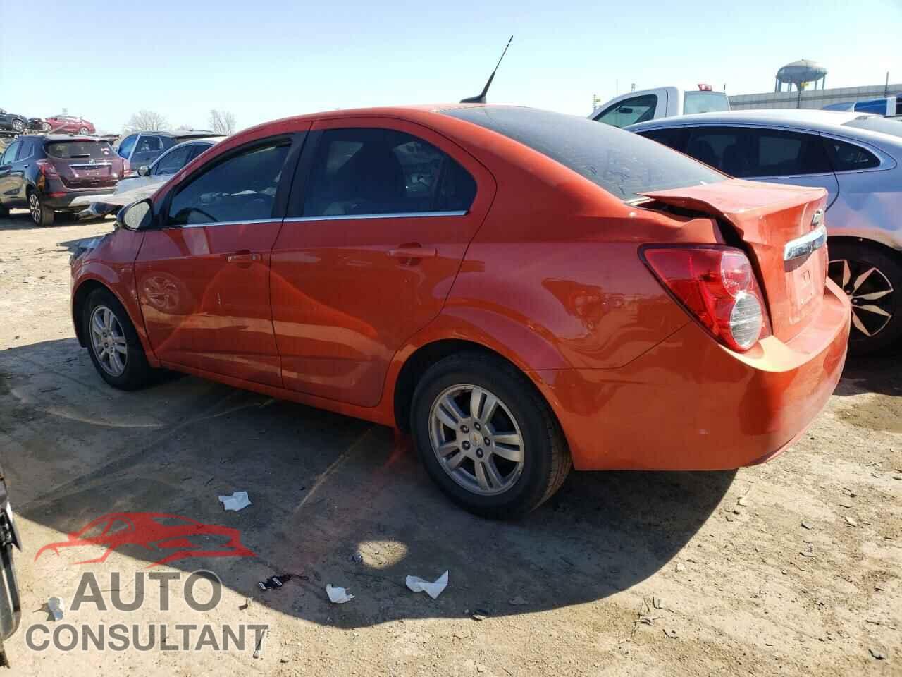 CHEVROLET SONIC 2012 - 1G1JC5SH7C4130732