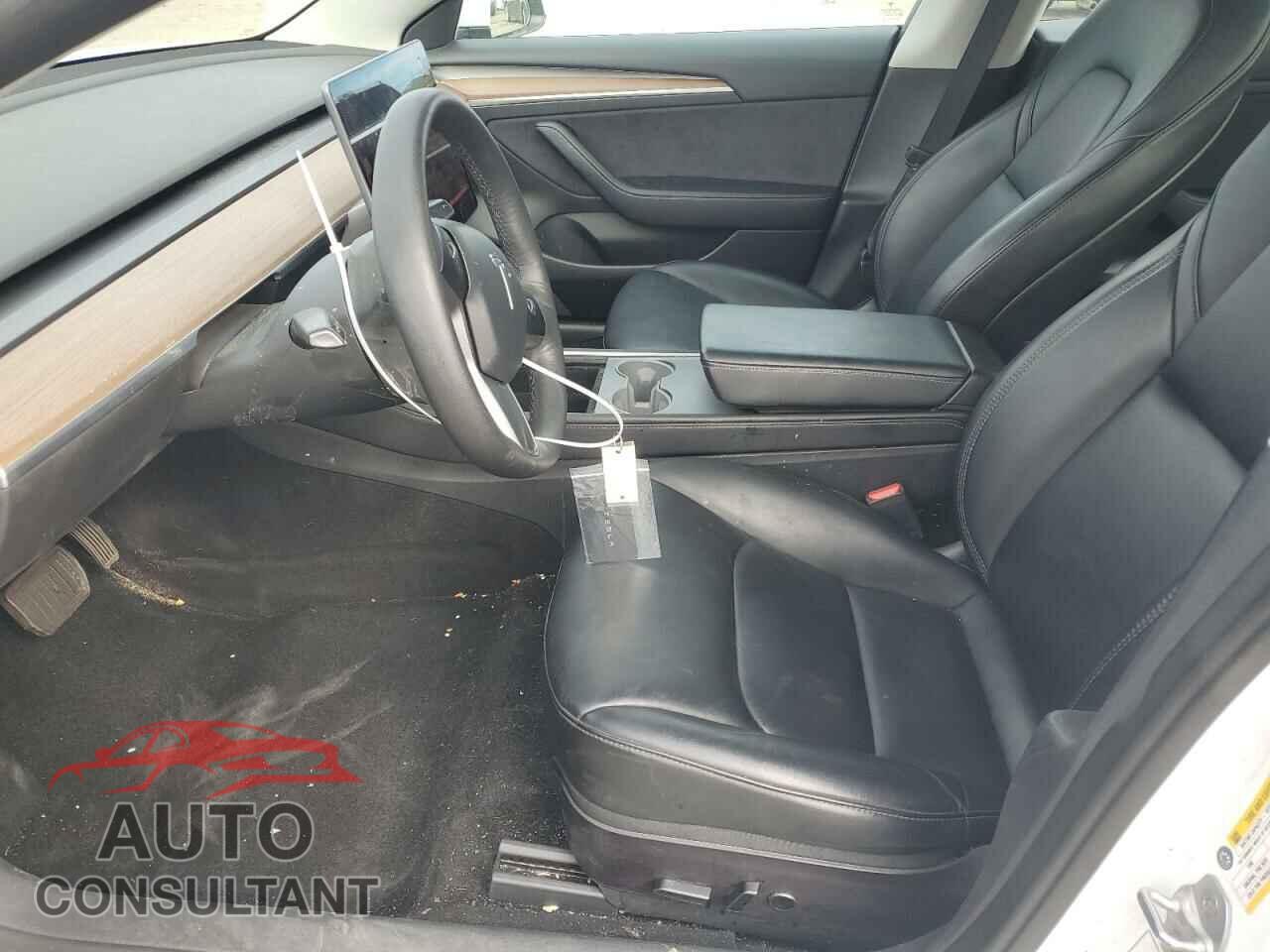 TESLA MODEL 3 2022 - 5YJ3E1EA0NF160989