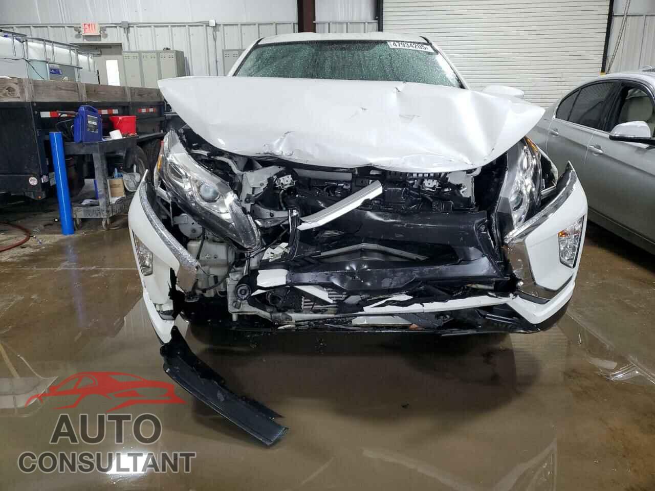 MITSUBISHI ECLIPSE 2018 - JA4AT3AA9JZ050472